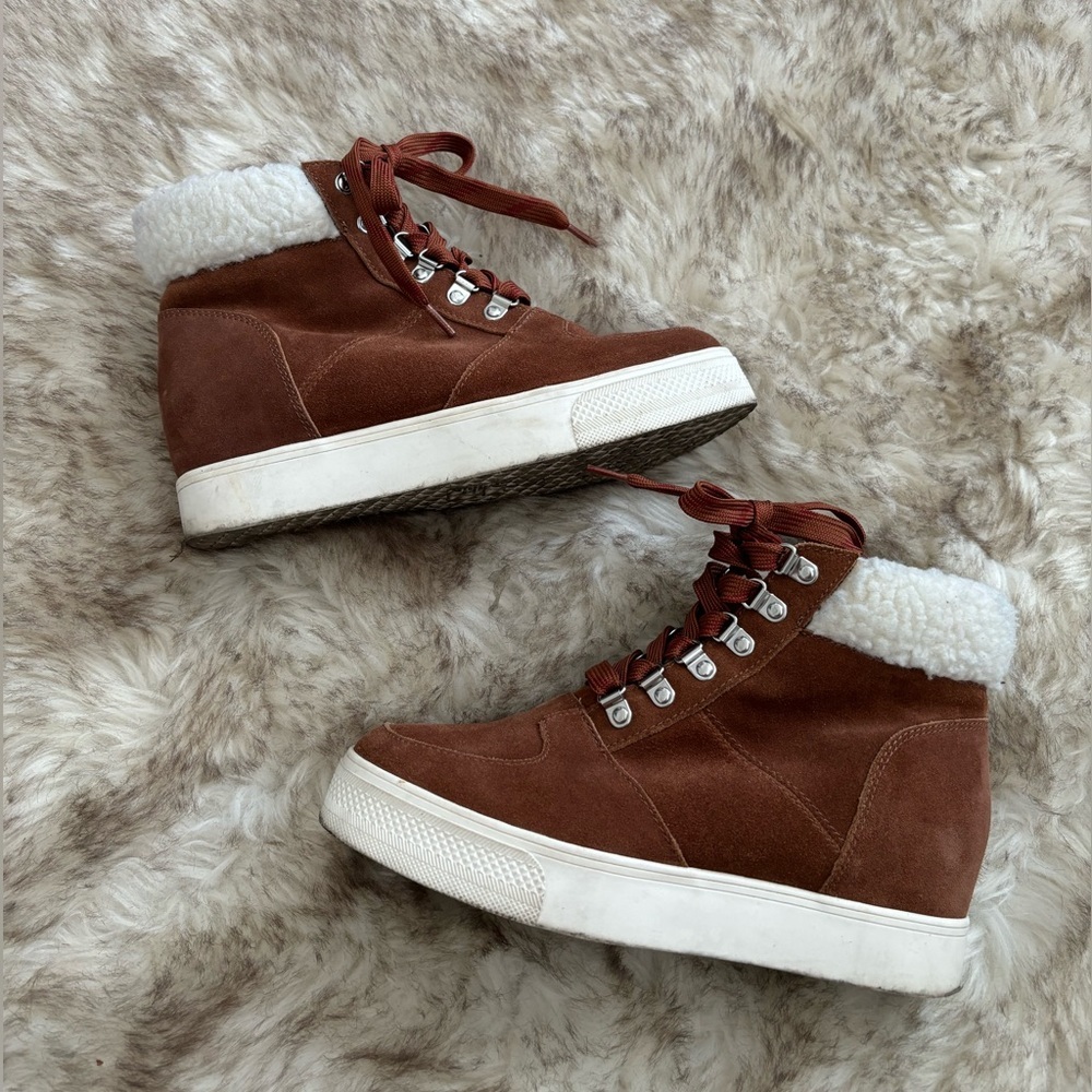 Steve Madden Brown Suede Shearling Sneakers Size 7
